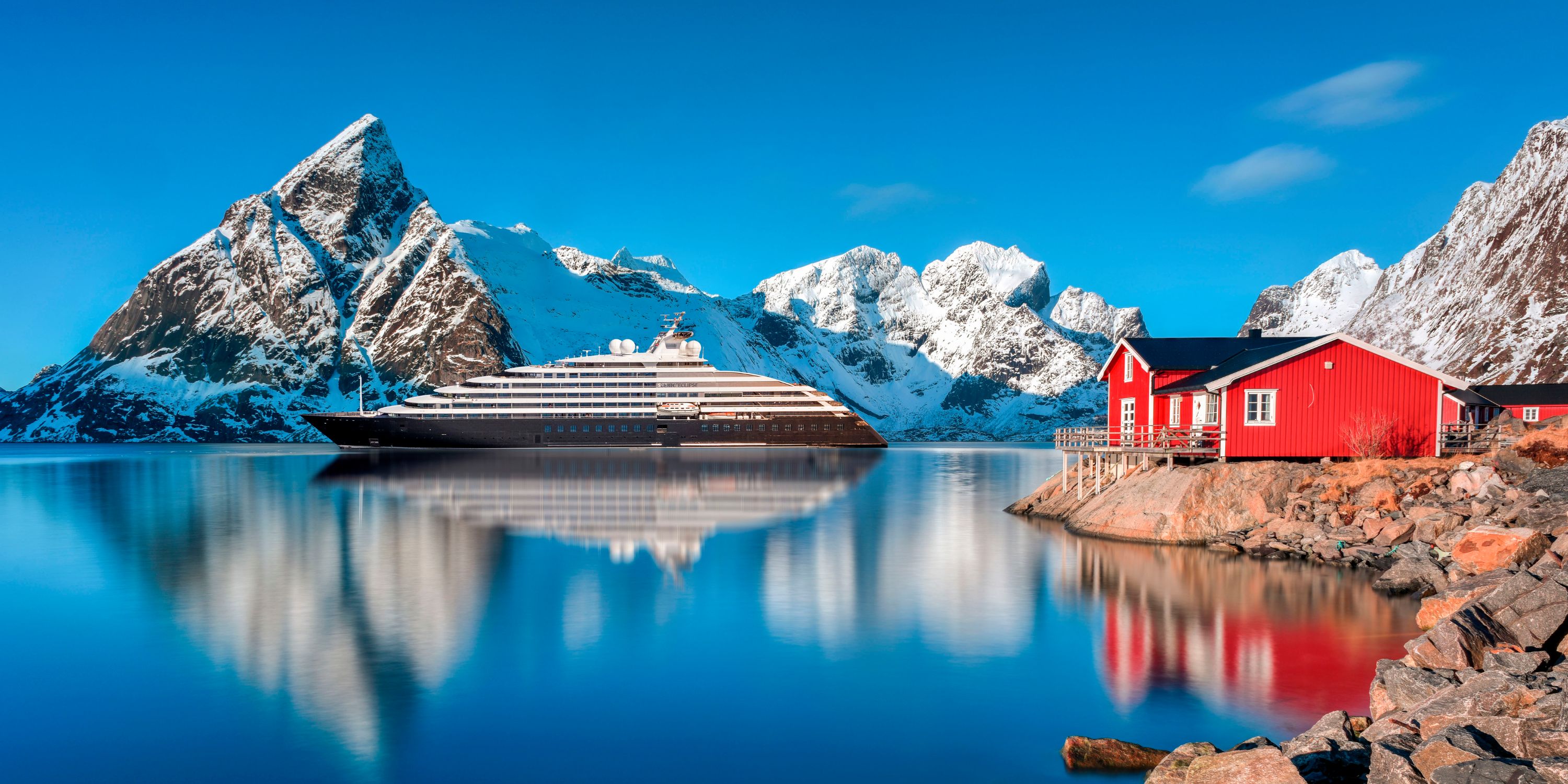 Scenic Eclipse in Lofoten Islands